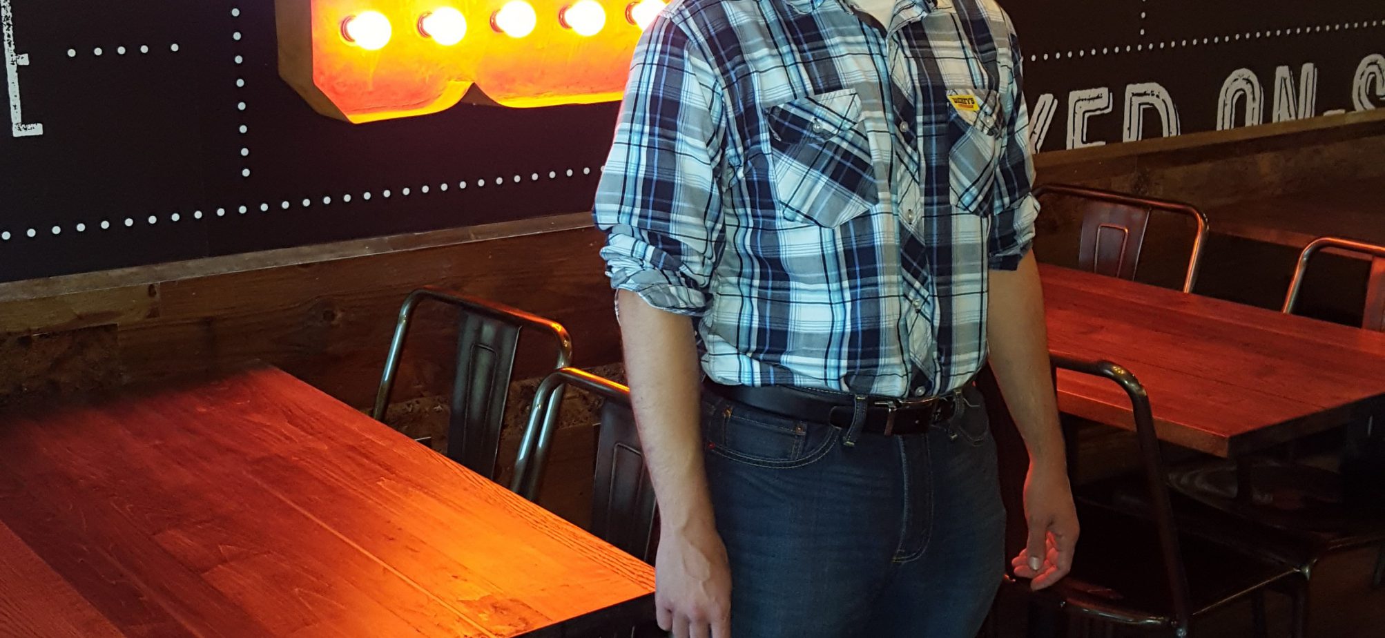 Dickey’s Barbecue Pit Serves Up Smokin’ Specials With Grand Opening in