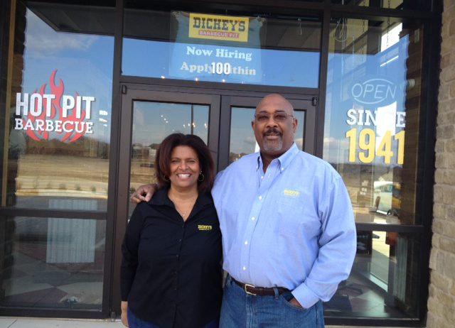 Dickey’s Barbecue Pit Slow Smokes Into Bartonville